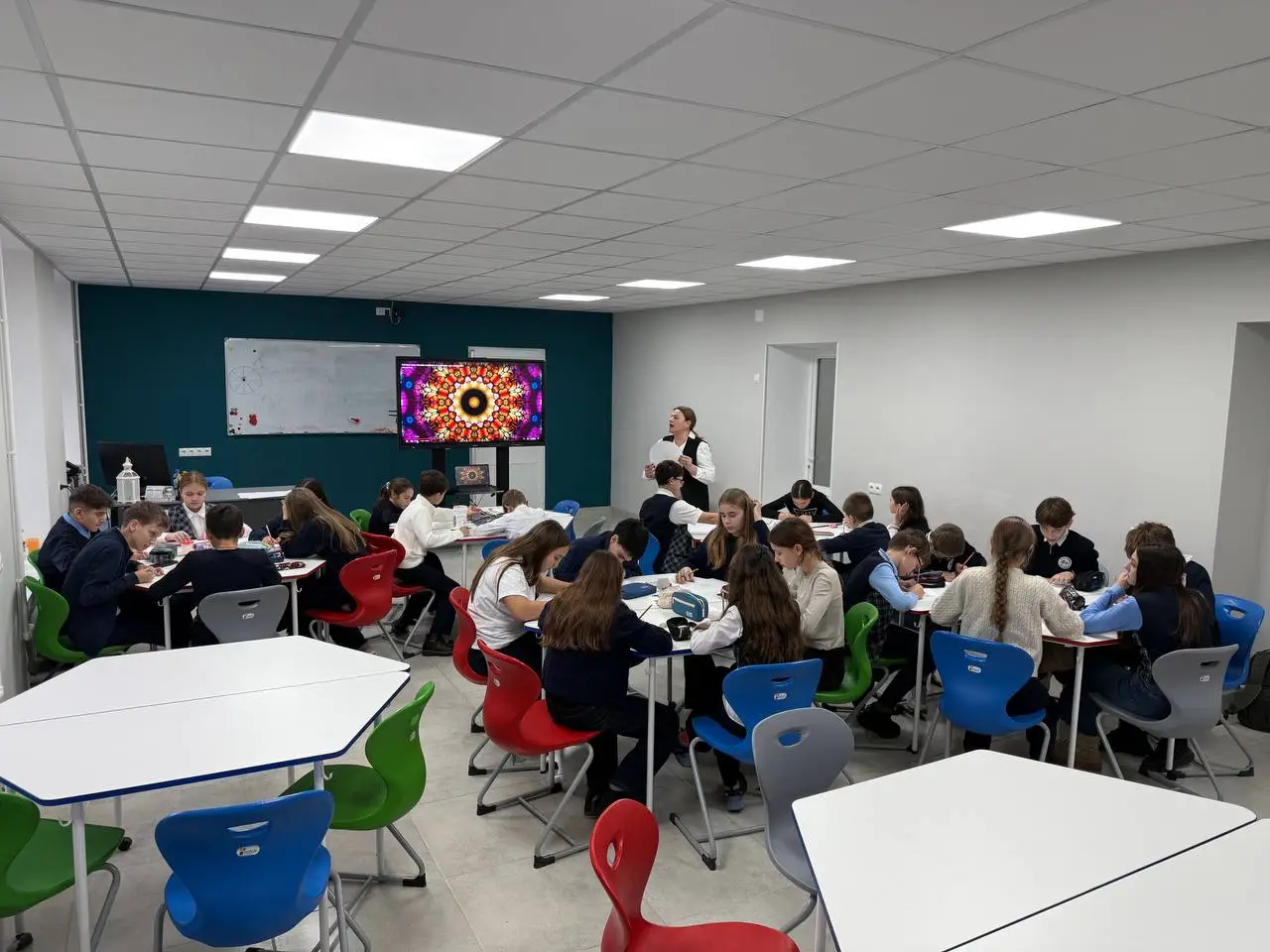 Detalii din interiorul liceului